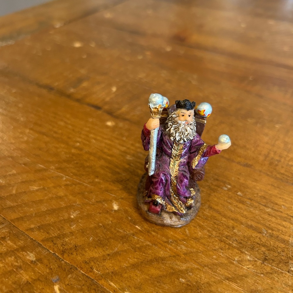 Small wizard figurine as is